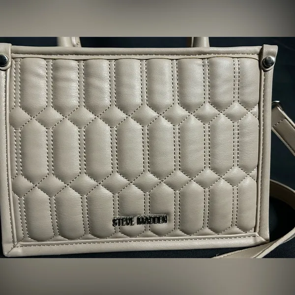Steve Madden Quilted Mini Tote BNIKO Crossbody Purse Beige - Image 3