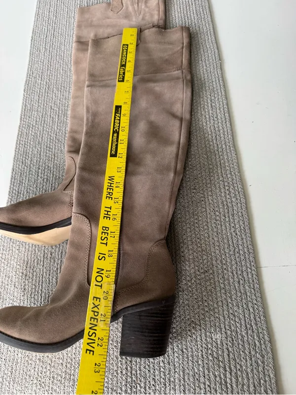 Seychelles Taupe Suede Over-the-Knee Block Heel Boots Sz 8 - Image 2