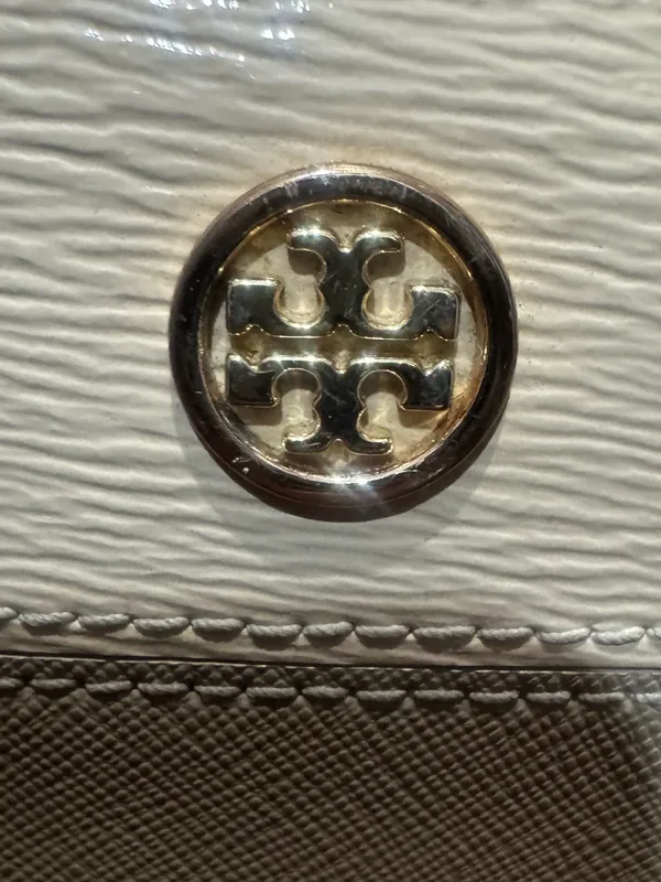 Tory Burch Two-Tone Leather Zip Wallet in Beige - Image 2