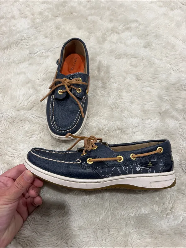 Sperry Navy Leather Boat Shoes loaders with Brown Laces Woman’s Size 6 - Image 3