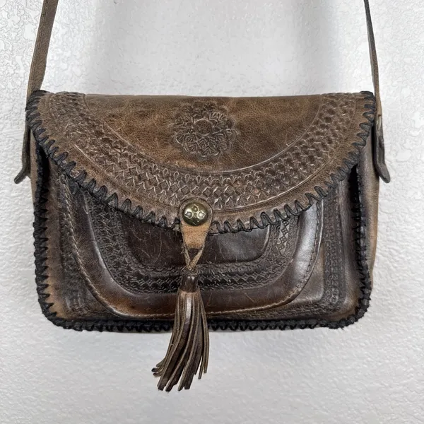 Patricia Nash Womens‎ Beaumont Flap Crossbody Brown Tooled Saddle Leather - Image 2