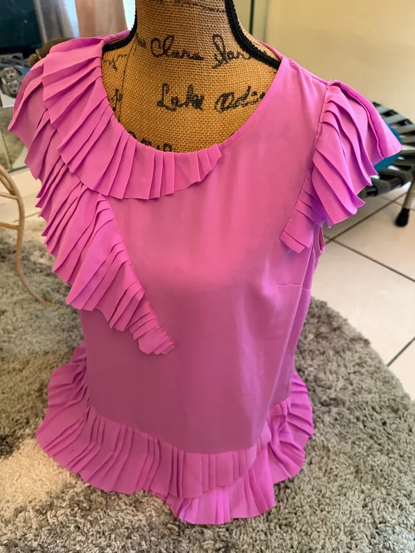 Super pretty shirt size M. 💜 Pink Size M - Image 2