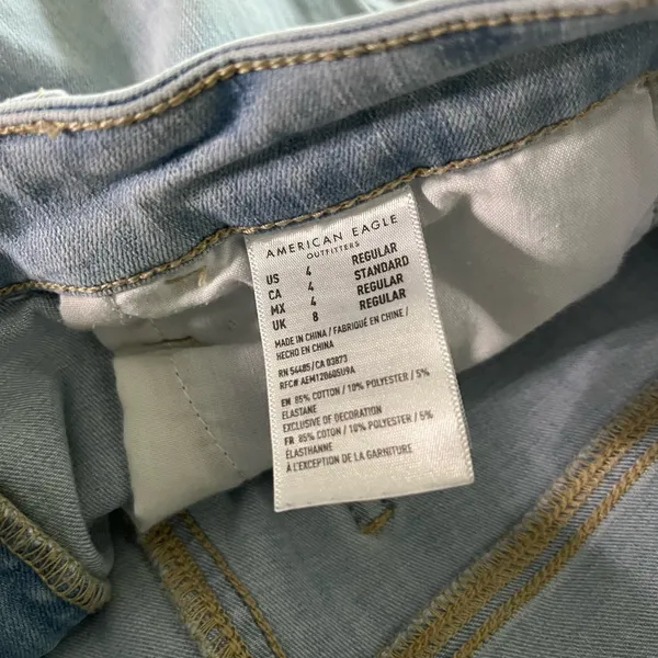 American Eagle Light Wash Distressed Super Hi-Rise Jegging Crop Jeans Sz‎ 4 - Image 8