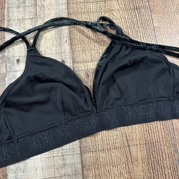 Pink Victoria's Secret Black Crushed Velvet Bralette Silver Logo Band Small Bra - Image 6