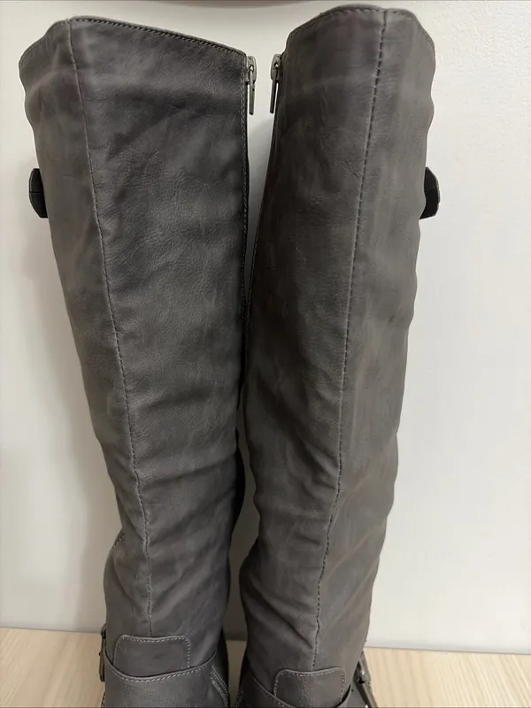Vanity Amira Gray Knee-High Women's Boots size 8 - Image 4
