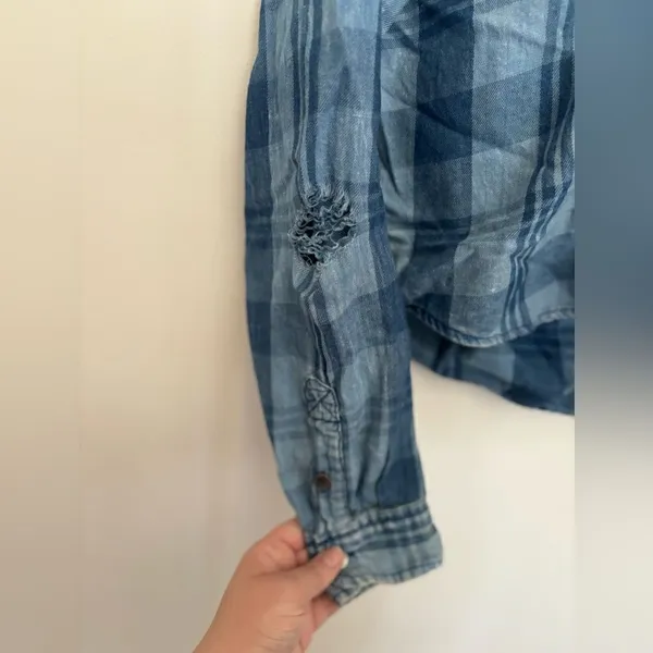 American Eagle Outfitters Blue Plaid Button Down Hooded Top Size XS - Image 12