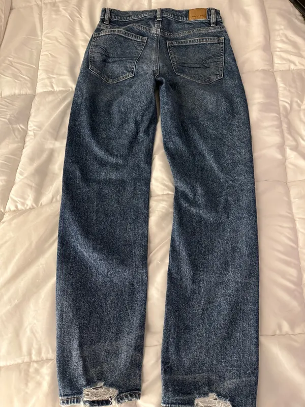 American Eagle Jeans - Image 3