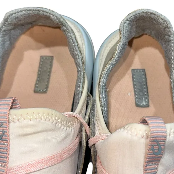 Women's OLUKAI Miki Li Sneaker Pearl Blush/Pale‎ Grey Size 9.5 Water Beach Boat - Image 6