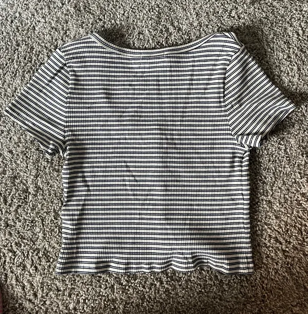 Urban Outfitters Crop Top - Image 2