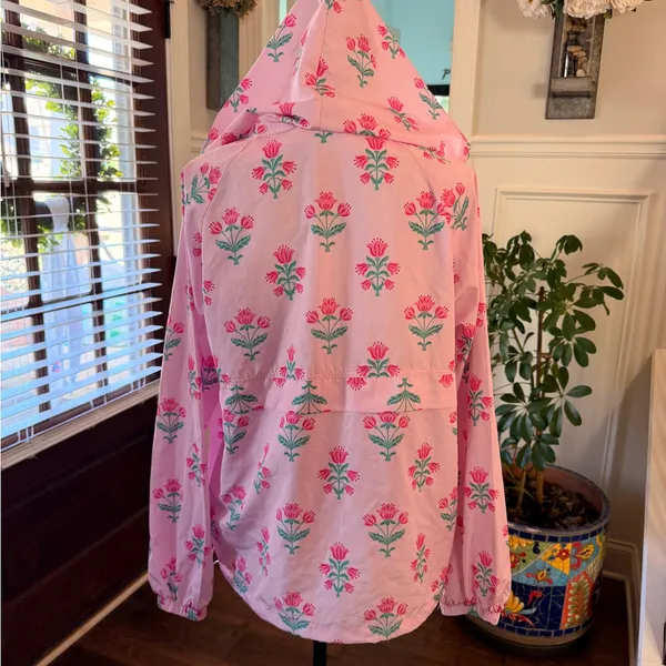 Main Strip NWT Pink Floral Half Zip Windbreaker Hoodie Pullover - Image 4