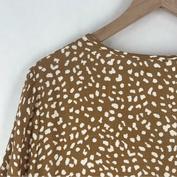 Maurices Brown & White Speckled Dot Print Flare Sleeve Tie Front V-Neck Blouse S - Image 13