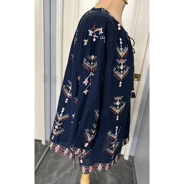 Madewell Women's Navy Embroidered Peasant Top‎ Size Medium Aztec Southwest Boho - Image 5