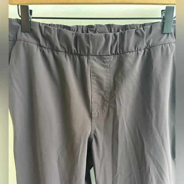 Vuori‎ Miles Ankle Pant medium athleisure workout yoga streetwear techwear - Image 5