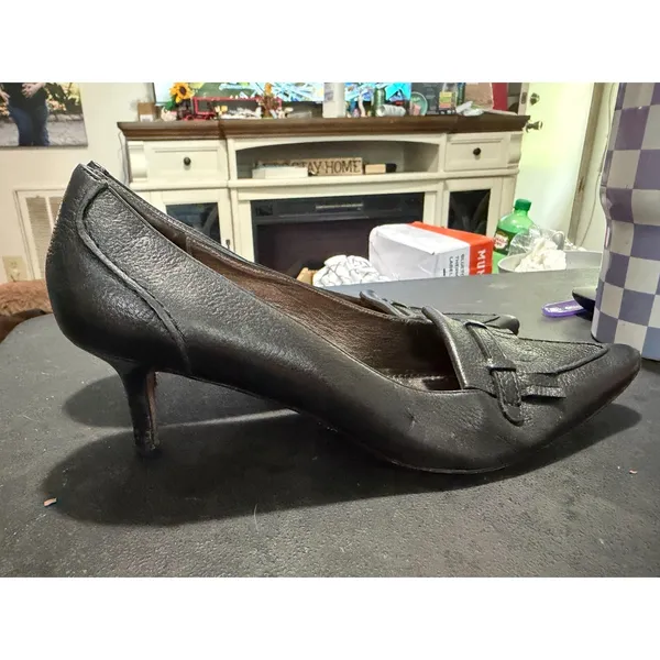 Brooks‎ Brothers Black Heeled Pumps in 8 - Image 2