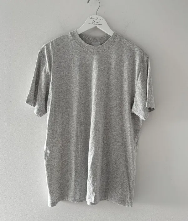 Skims Gray Boyfriend Tee - Image 2