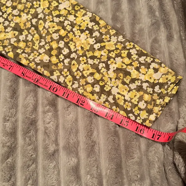 LOFT Womens Yellow Olive‎ Green Floral V-Neck Puff Sleeve Blouse Top M - Image 7