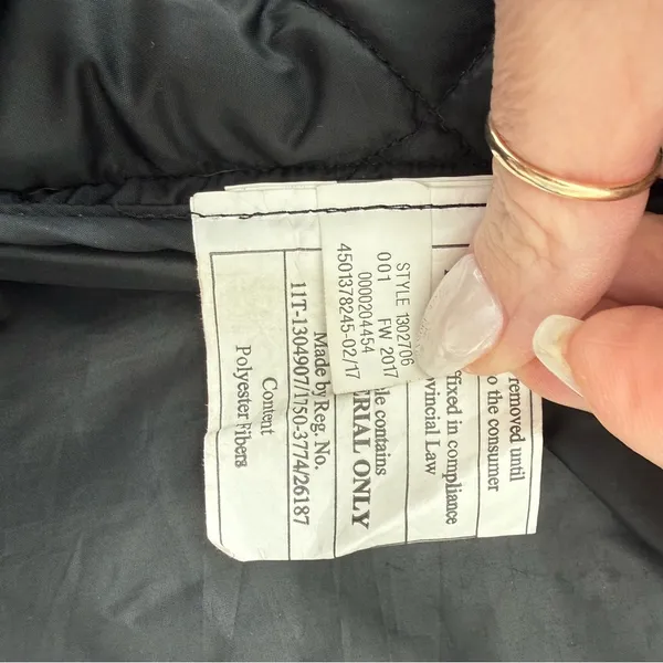 Under Armour Fitted Quilted Thin Puffer Jacket Size Medium - Image 9