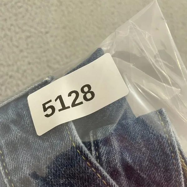 Levi's Low Pro Straight‎ Jeans Women 32 Dark Wash High Rise Distressed Denim - Image 12