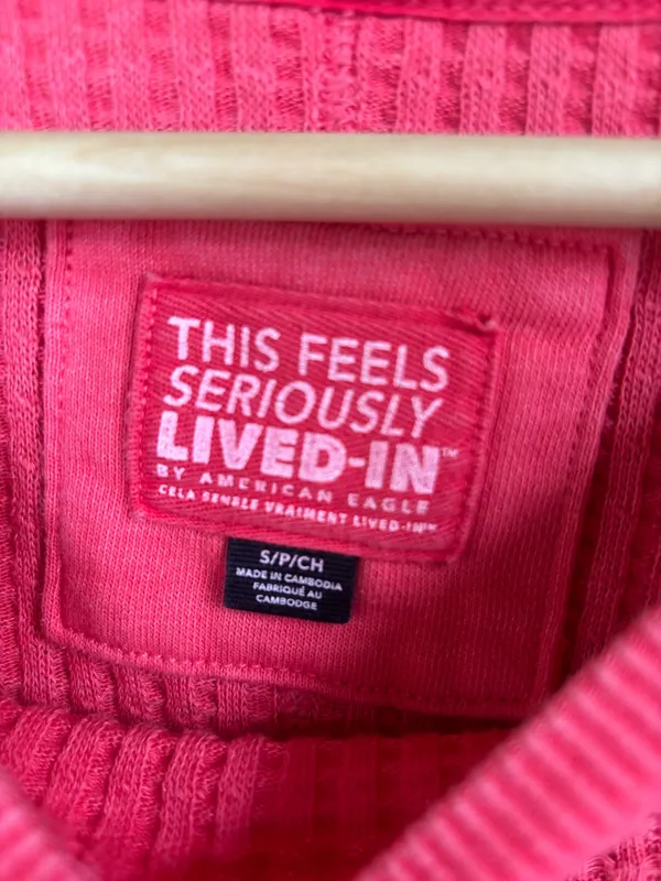 American Eagle Sweater - Image 3