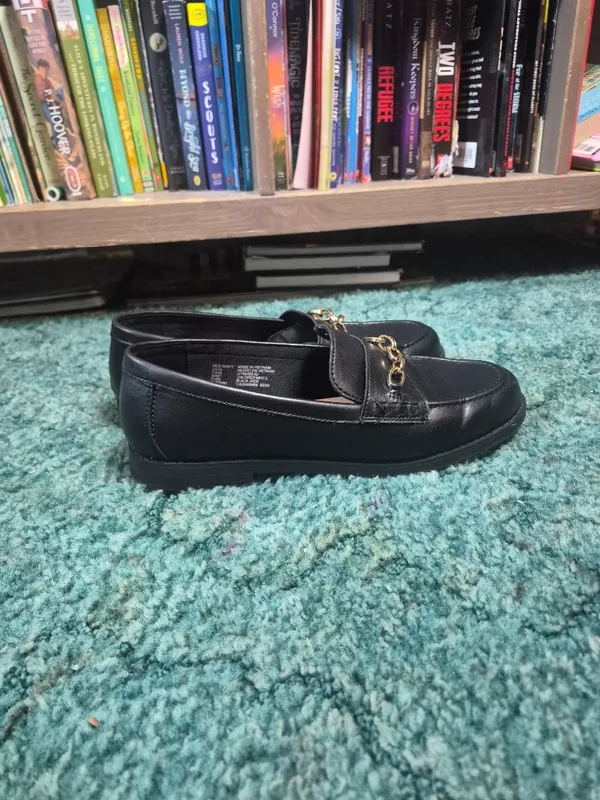 Old Navy Faux Leather Loafers - Image 5