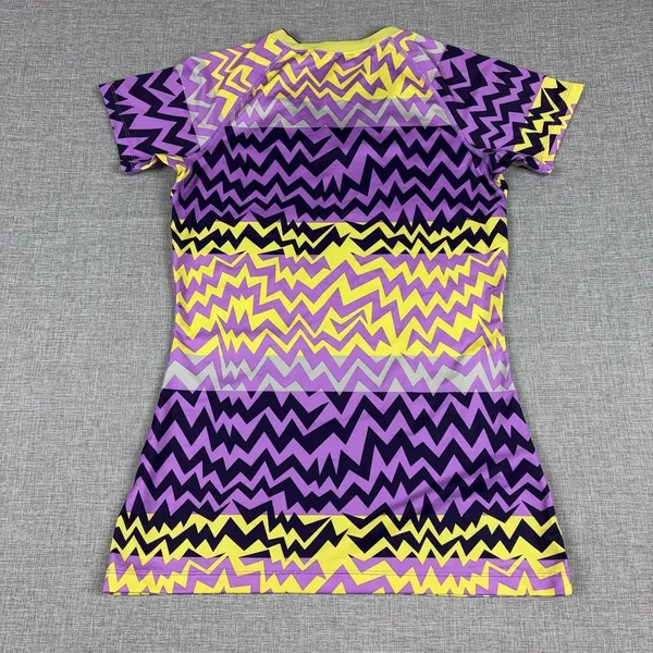 Nike Pro Dri-FIT Shirt Womens Medium Multicolor V-Neck Chevron Athletic Top - Image 10