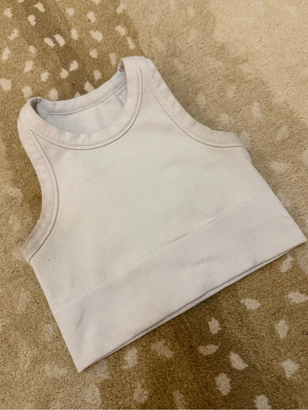 Alo Yoga off-white Seamless Delight High Neck Bra women’s size small - Image 4