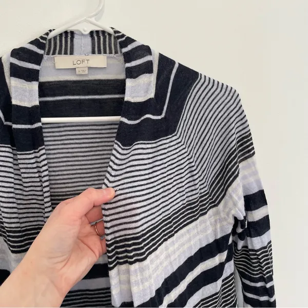 ANN TAYLOR LOFT Striped Fine Knit Open Cardigan Blue / Periwinkle ? Navy Sweater - Image 7