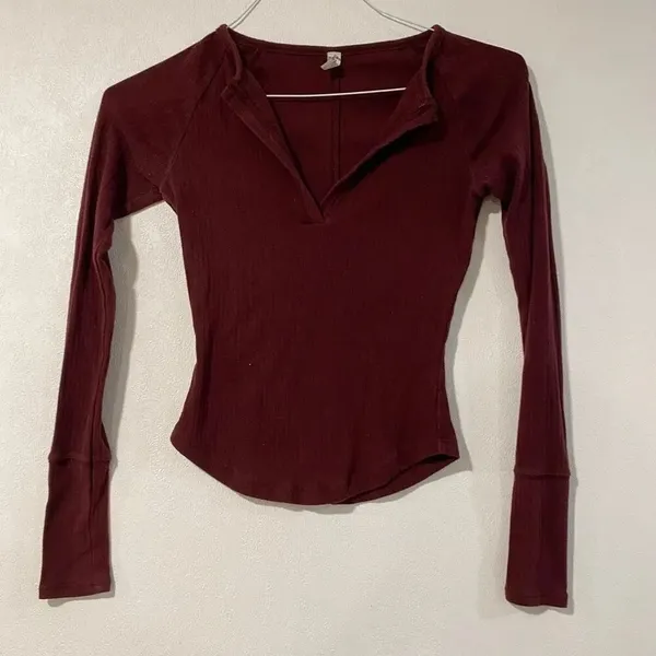 Intimately Free People Burgundy Ribbed Long Sleeve Henley Top XS - Image 2