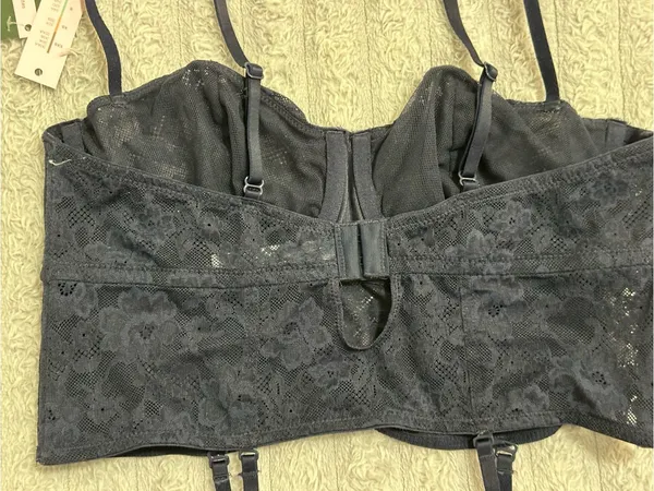wild fable Black Lace Bustier Crop Top with Garter Straps - Image 4