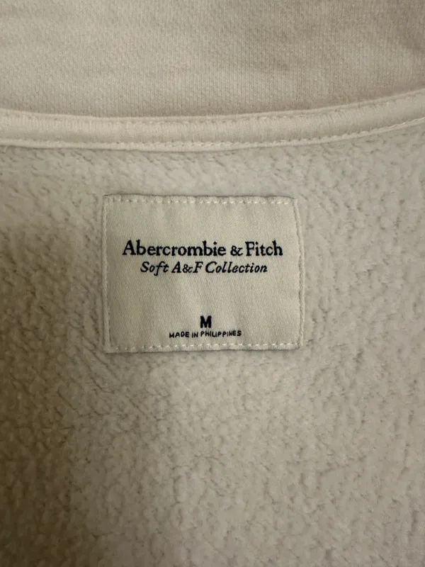 Abercrombie Crewneck - Image 3
