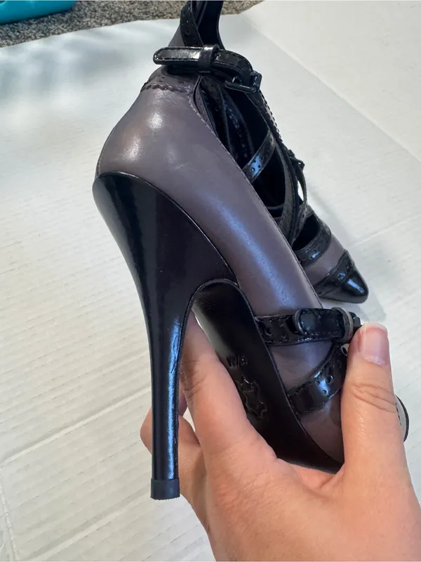 Tory Burch Judith Black Grey Leather Strappy Stiletto Heels Womens 6.5 Pointed - Image 10