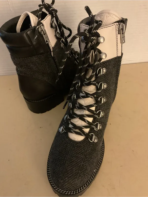 Coach women gray tweed black leather combat boots US 6 - Image 5
