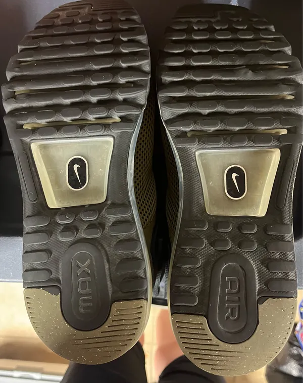 Nike Air Max Sneakers - Image 8
