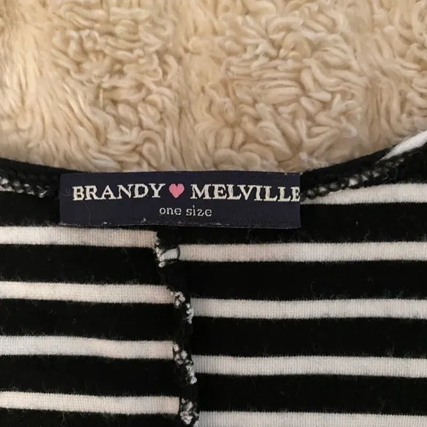 Brandy Melville ‘Alena’ swing dress - Image 4