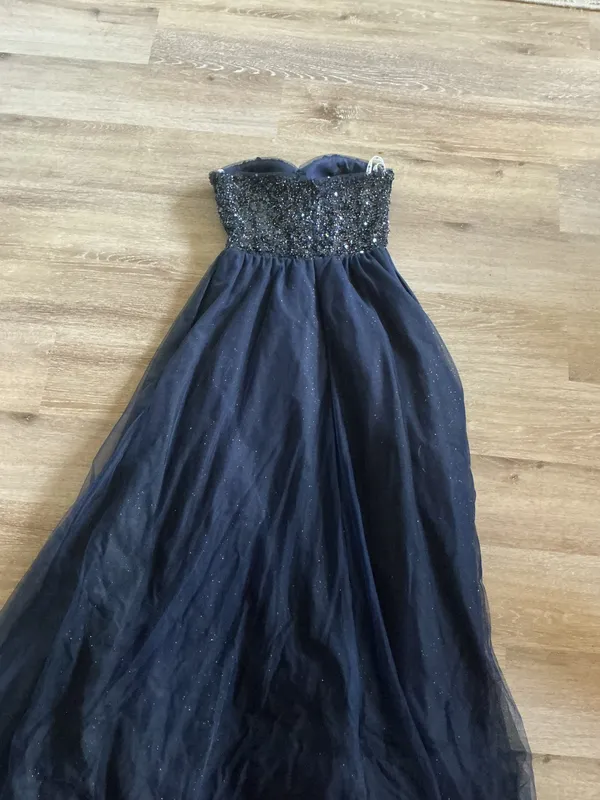 Navy blue beaded prom/pageant dress - Image 3