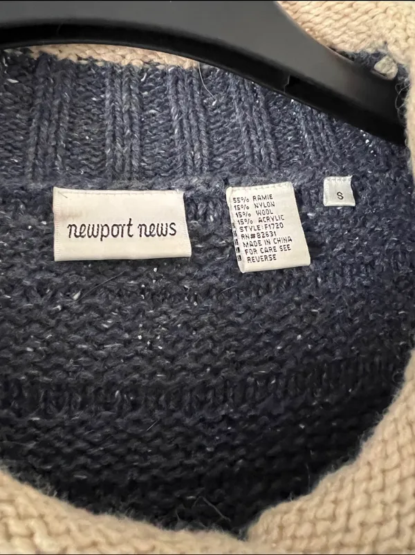 Newport News Vintage Chunky Knit Oversized Sweater - Image 5