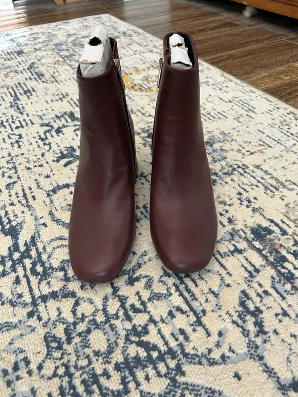 KENNETH COLE NEW YORK Alec Block Heel Ankle Booties in Oxblood - Image 13