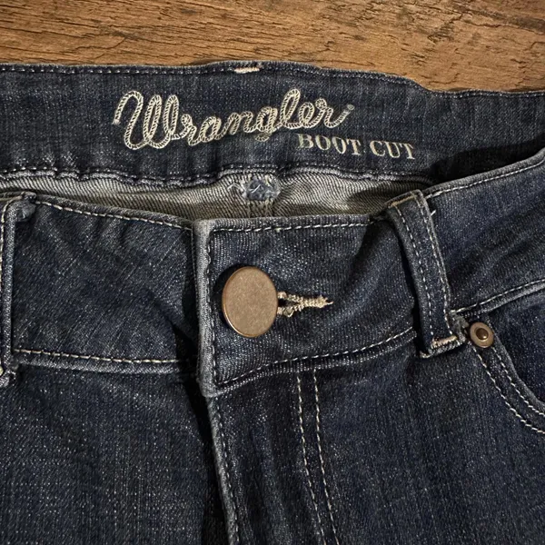 WRANGLER Boot Cut Jeans Womens 7x32* Med Dark Wash Denim #1009MWZDO - Image 2