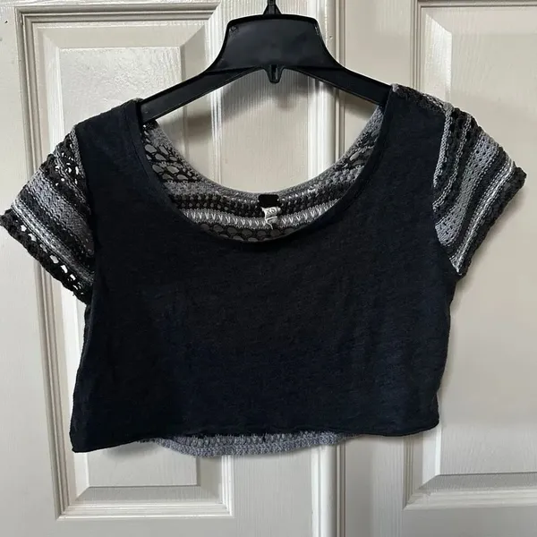 We The Free by Free People Crochet-Back Crop Top XS – Black/Gray - Image 3