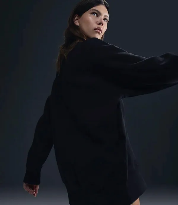 Nike Oversized Crewneck Sweatshirt Black - Image 3