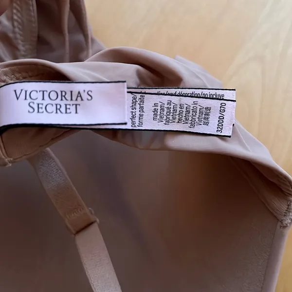🦋Victorias secret perfect shape bra 32DDD - Image 3
