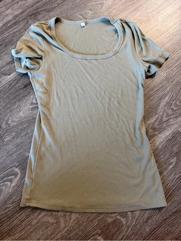 Ribbed Scoop Neck Short Sleeve Top - Olive Green - Image 4