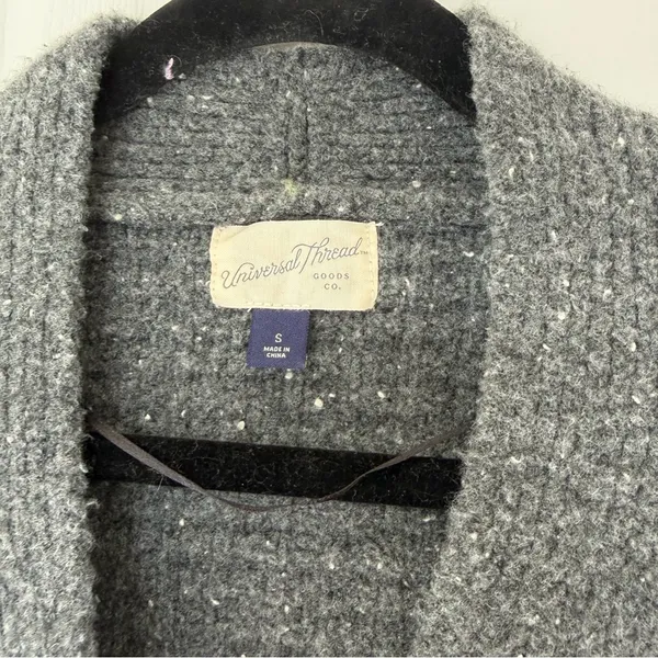 Universal Thread Gray Knit Cardigan Sweater Size Small - Image 3