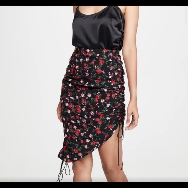 NWOT FOR LOVE & LEMONS Molly Skirt Floral Rose Ruched - Image 10