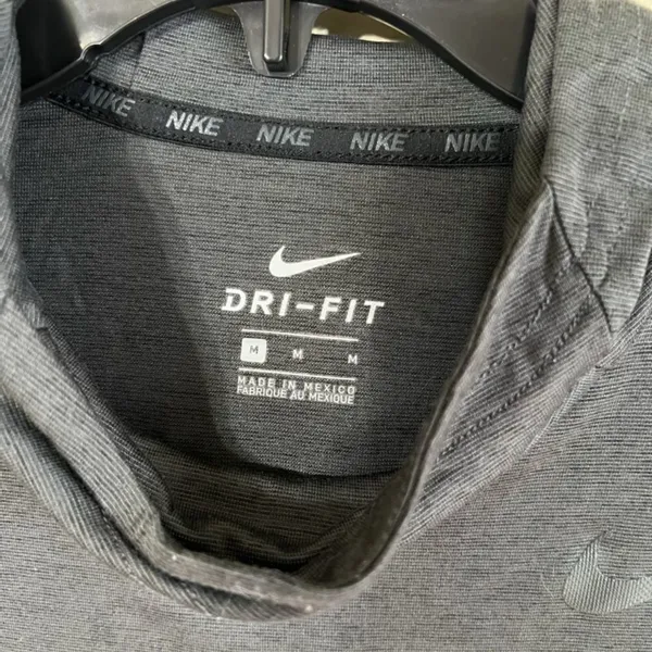 Nike medium black hoodie‎ - Image 3