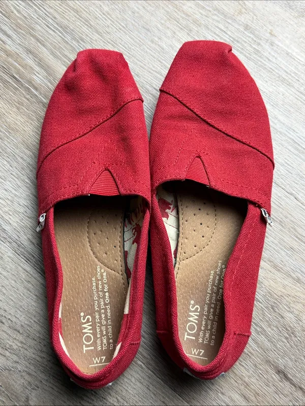 TOMS Classic Red Canvas Alpargata Slip On Shoes Size 7 - Image 4