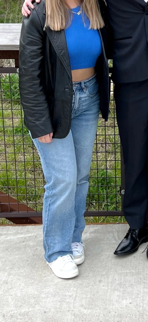 American Eagle outfitters dad fit baggy jeans - Image 7