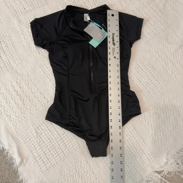 new Sea Level Swim 4 Eco Essentials multifit zip front swimsuit SW 2981 - Image 4