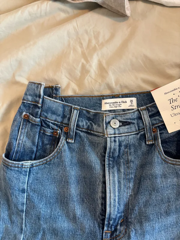 Abercrombie 90s Straight Jeans - Image 5