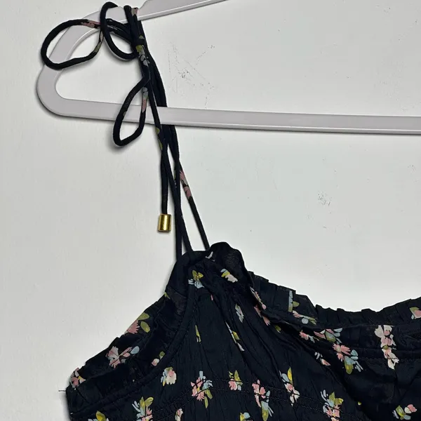 Free People Black Floral‎ Smocked Crop Top Tie Shoulder Adjustable M - Image 6